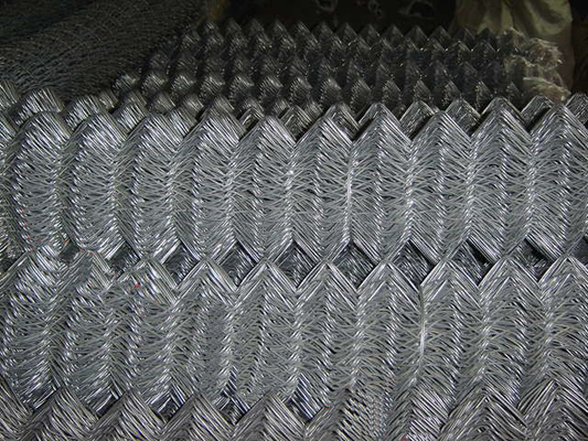 Aluminum Industrial Chain Link Wire Mesh Vinyl Coated With Diamond Hole