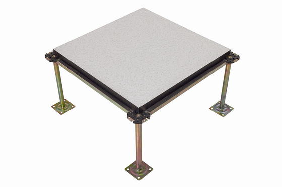 610 * 610mm Concentrated Load 3000N Server Room Raised Floor HPL Coated