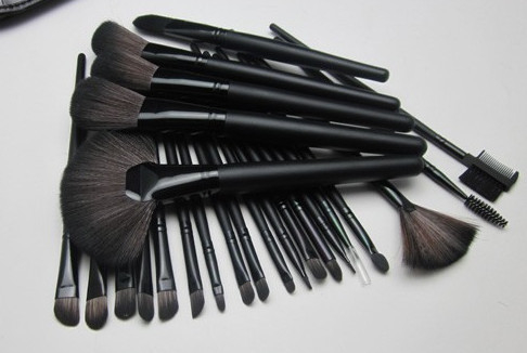 Black Wood Cosmetic Brush Sets 24PCS Synthetic Goat for women